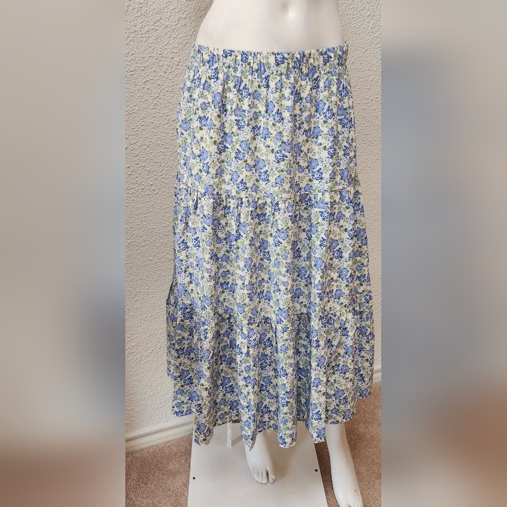 Malka Msjesty Chic Floral Maxi Skirt in Blue - Picture 1 of 6